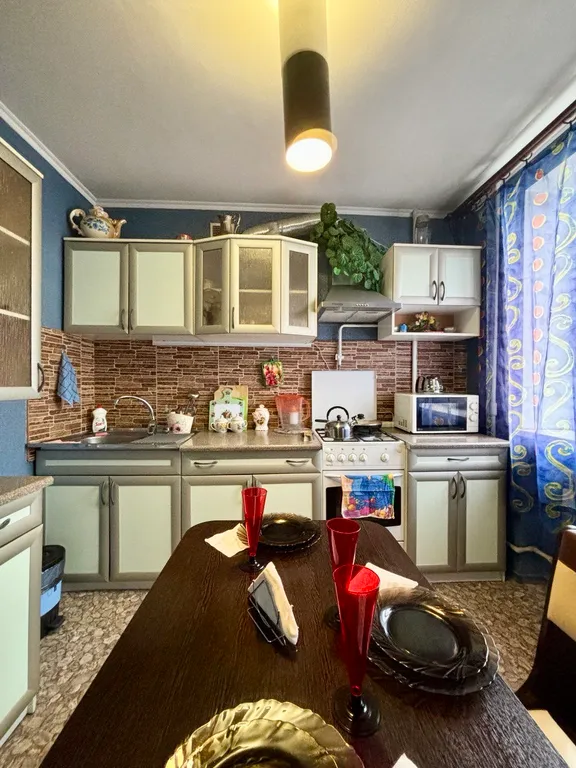 Квартира Комфортная просторная квартира от собственника — Симферополь