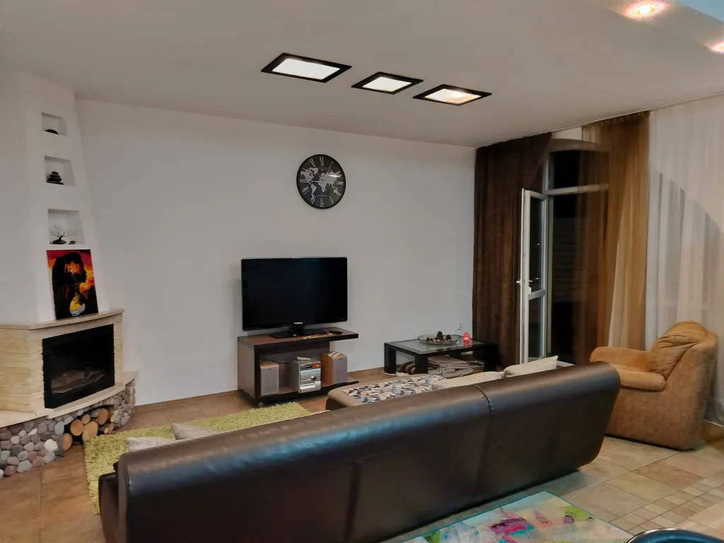 Квартира Апартаменты с видом на Верхнее озеро — Калининград