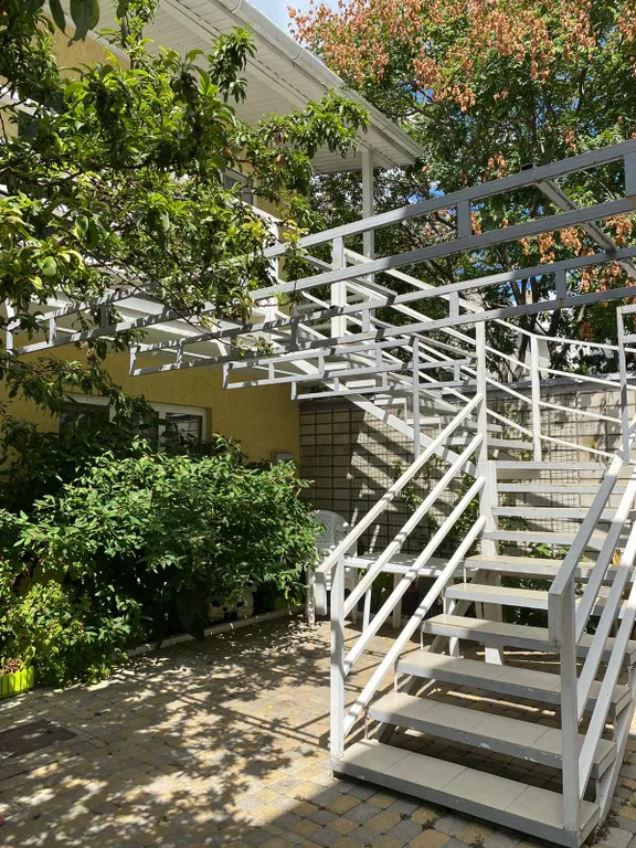 Гостевой дом с бассейном