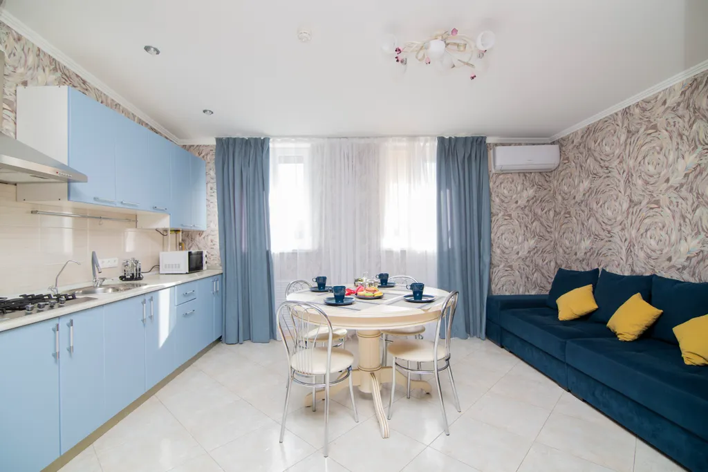 Квартира Двухкомнтаная квартира в 200 метрах от моря в центре города — Геленджик