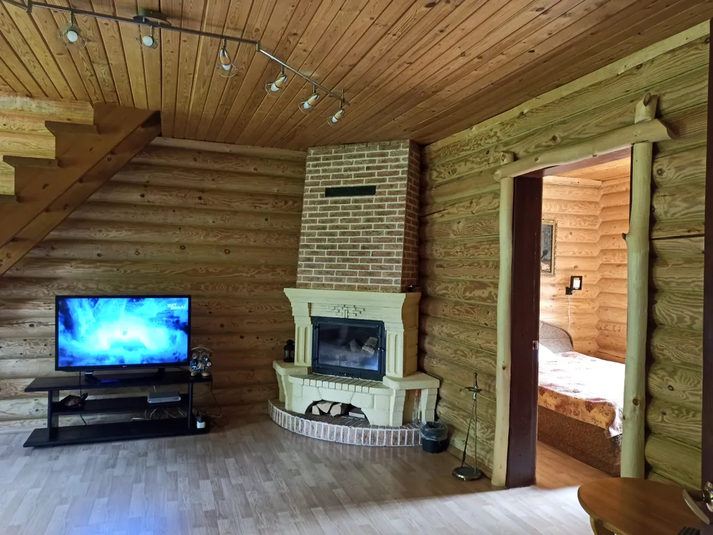 Коттедж Уютный дом на берегу реки — Свирьстрой