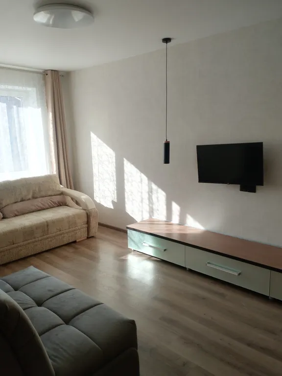 Уютная квартира в спальном районе всего в 10 минутах до ЖД вокзала