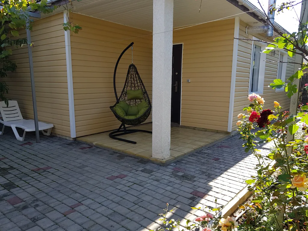 Коттедж Уютный 3-хкомнатный дом у моря в пригороде — аренда посуточно в Заозёрное