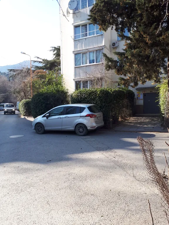 Уютная квартира в центре Ялты, ровное место, развитая инфрастуктура