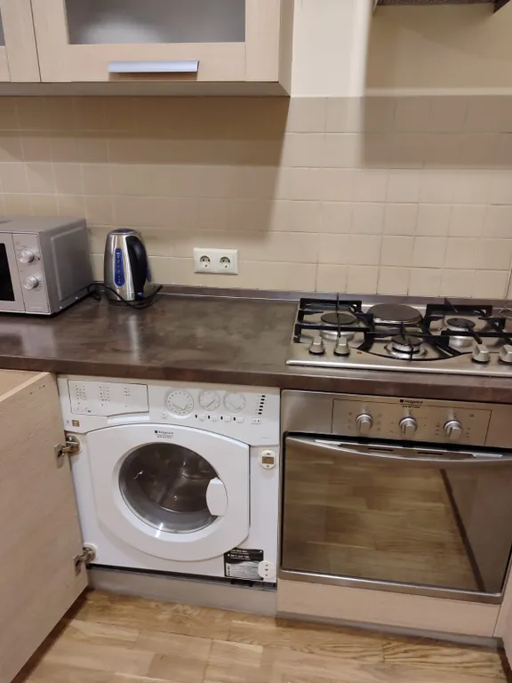 Комфортная двуспальная квартира в бизнес-центре