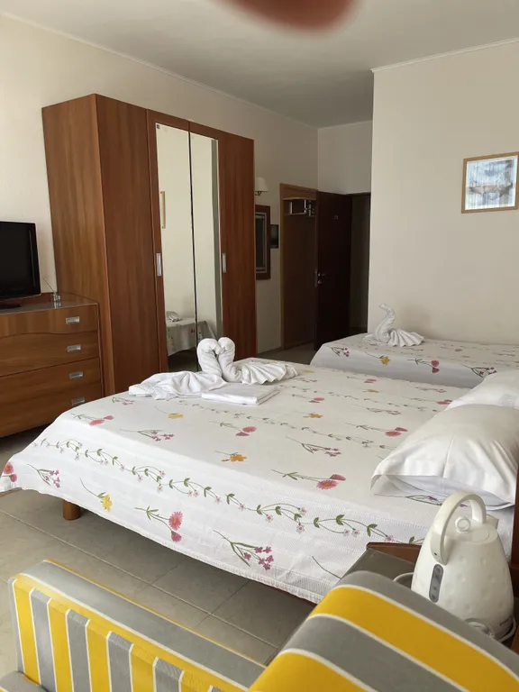 Делюкс трехместный с видом на море