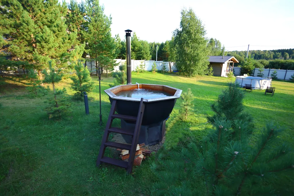 Уютный дом, дом-баня, банный чан,вид на лес рядом с сосновым бором