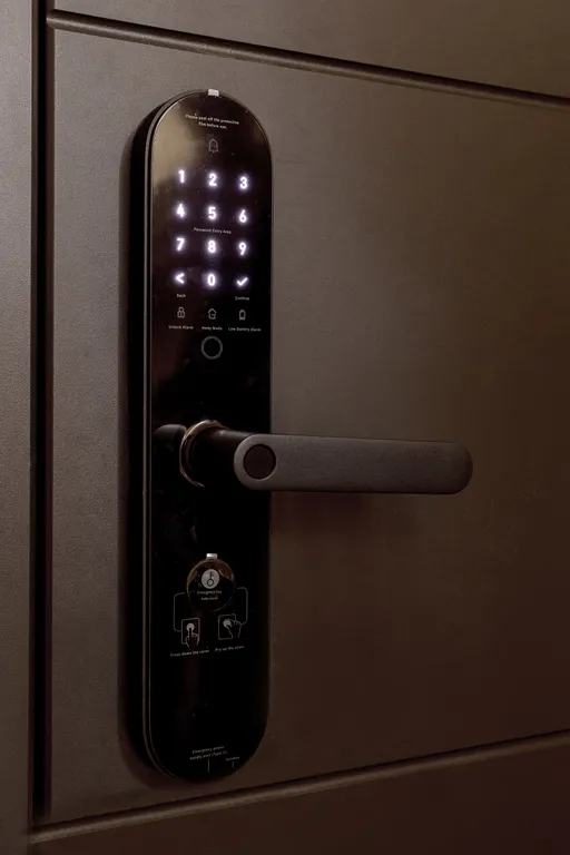 Квартира Апартаменты LikeHome Лазурные вблизи стадиона и парка Галицкого — Краснодар