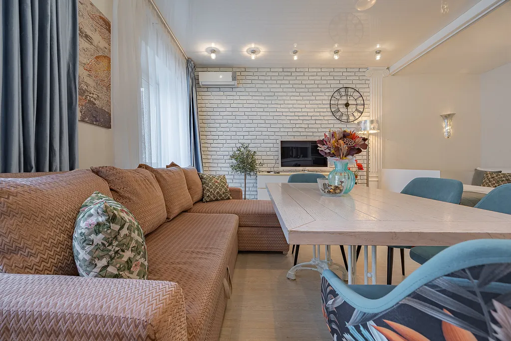 Уютная квартира на центральной улице Большой Покровской