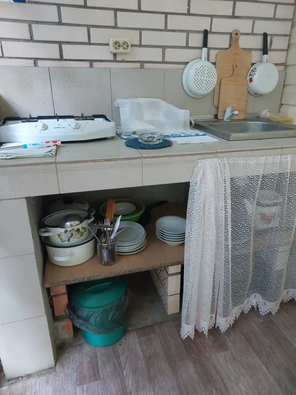 Квартира Квартира Уютная, очень зеленая дача у моря — Севастополь