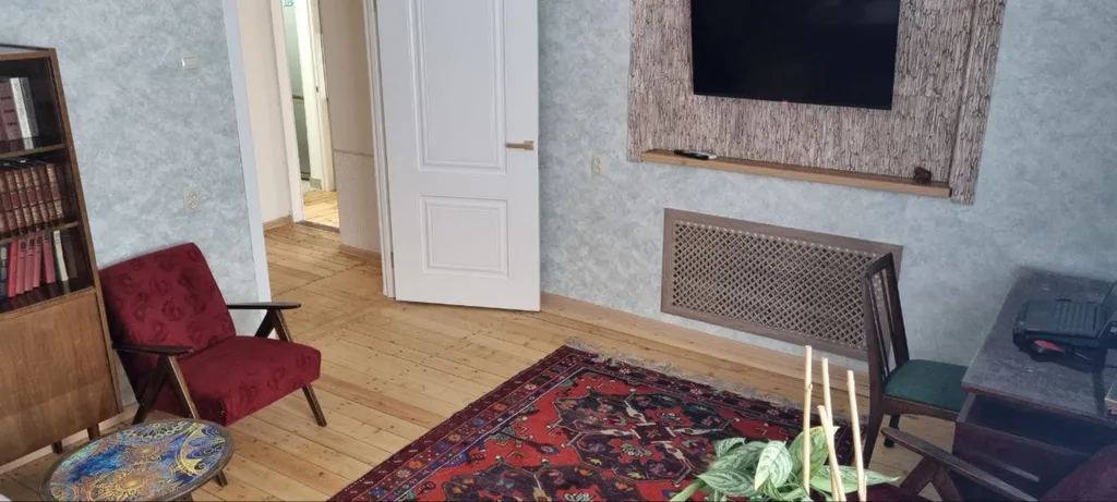 Тихий Домик с видом на горы