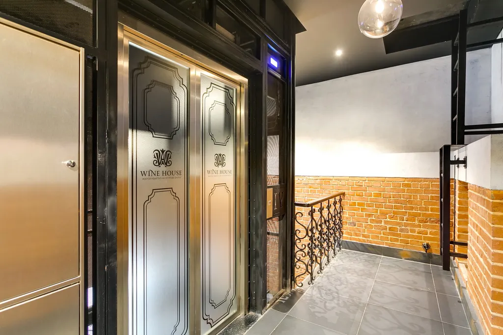 Квартира Квартира Уютный двухуровневый лофт Smart Host на острове Балчуг — Москва