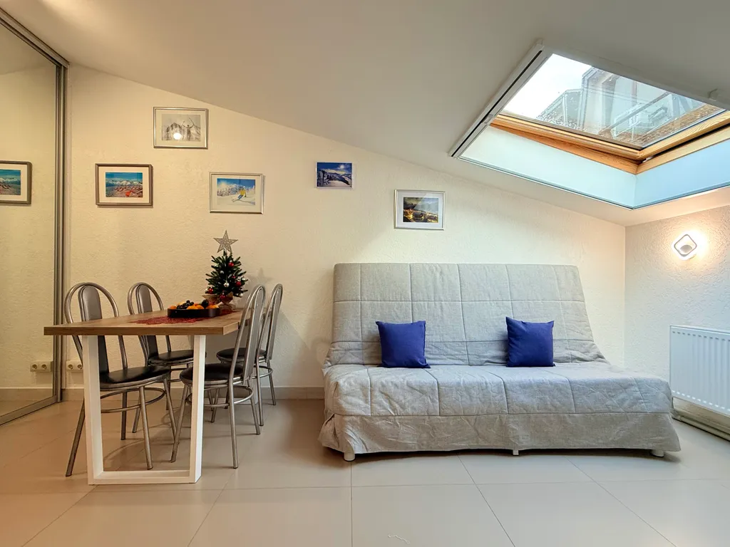 №4 полулюкс на мансардном этаже