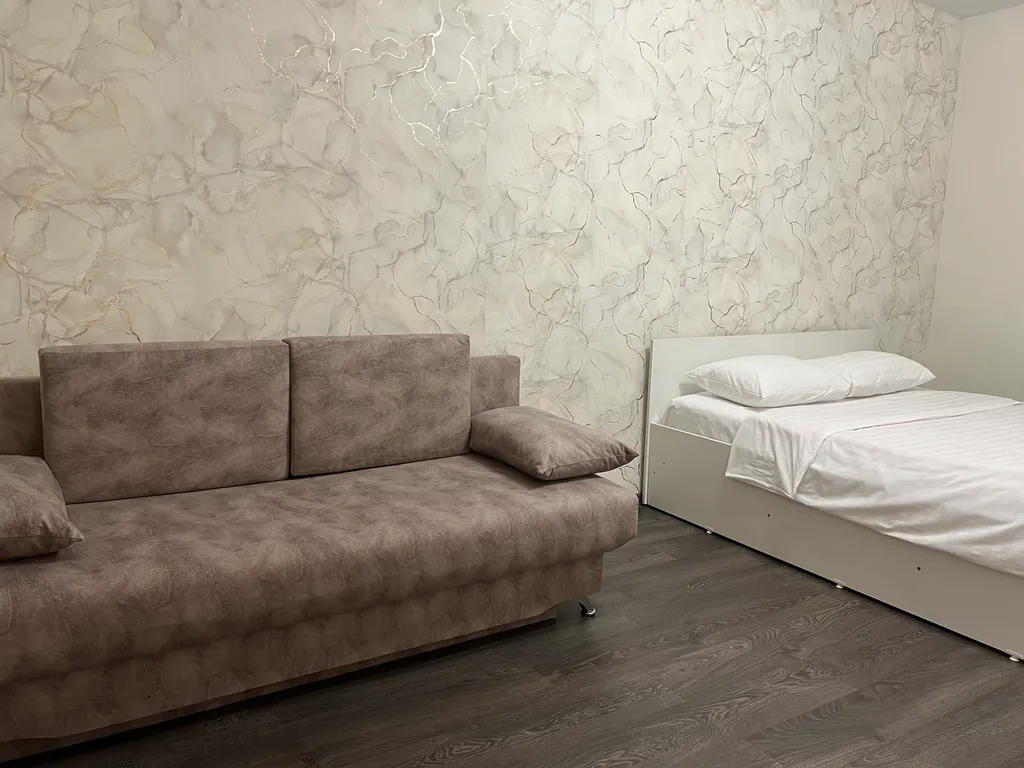 Евро 2-комнатные апартаменты у ТЦ Фестиваль