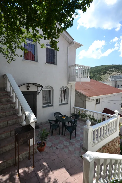 Коттедж с видом на Балаклавскую бухту