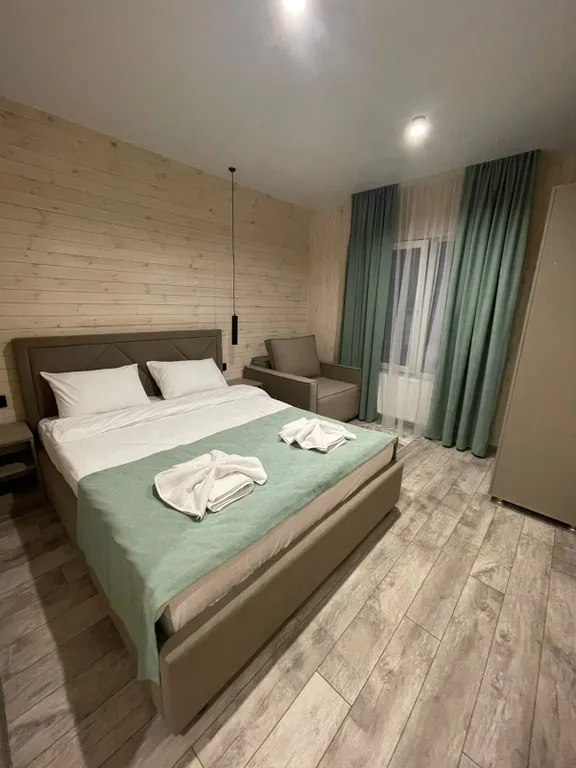 6-комнатный Дом