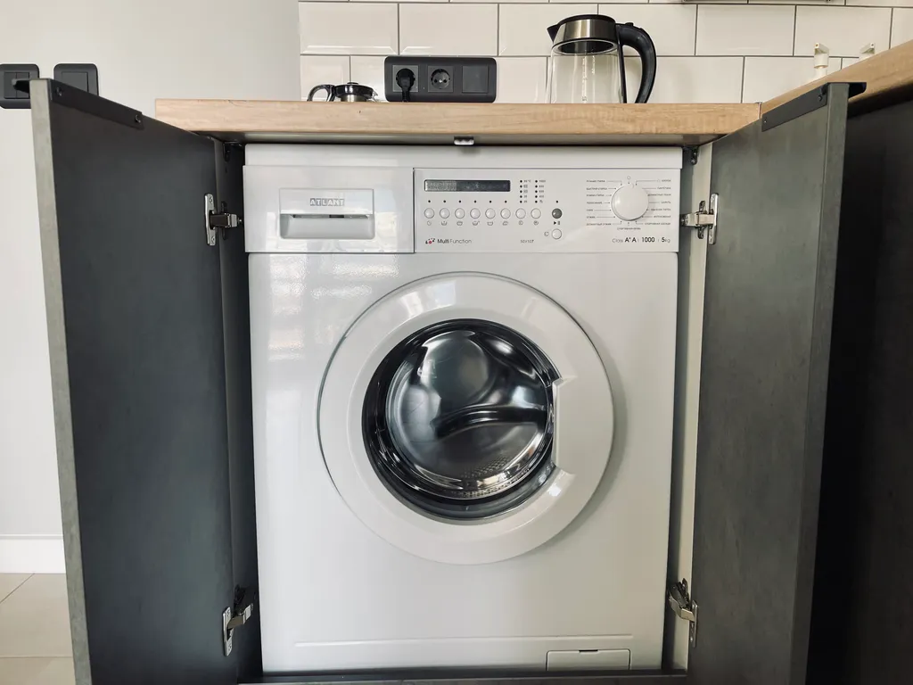 Студия в центре с видом на реку Великую