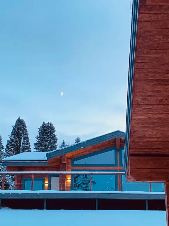 Дом на озере в Ahpoila Villas, коттедж с 4-мя спальнями Grand