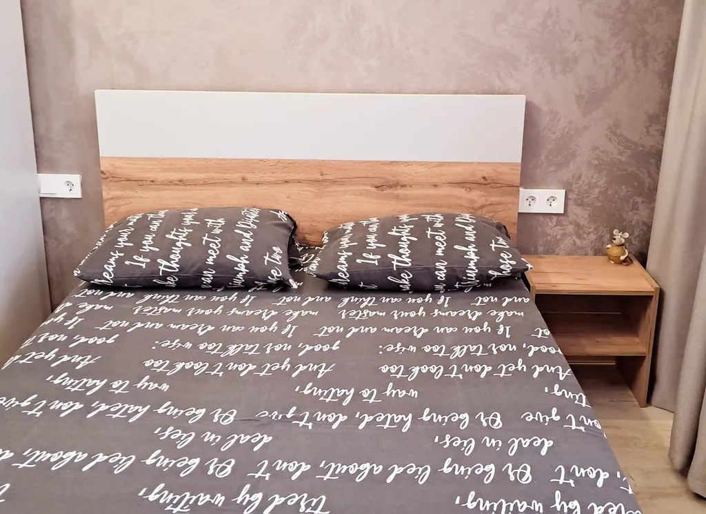 Новая однокомнатная квартира — аренда посуточно в Глазов