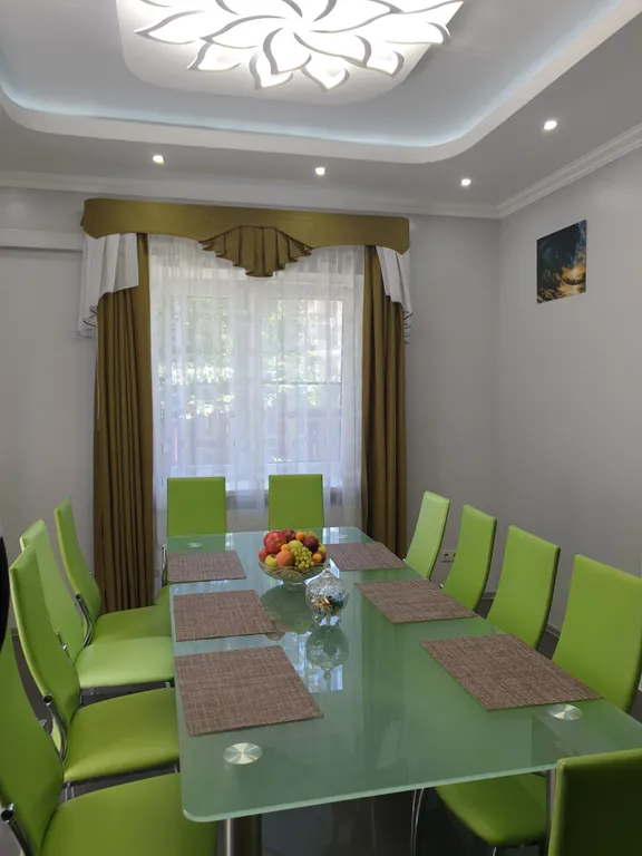 Уютный дом в 1 км от Москвы