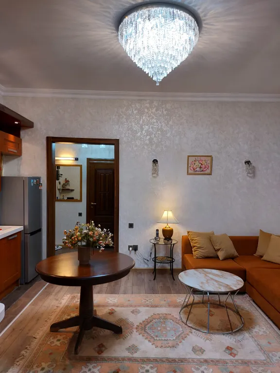 Квартира в Старом городе, первая линия бульвара