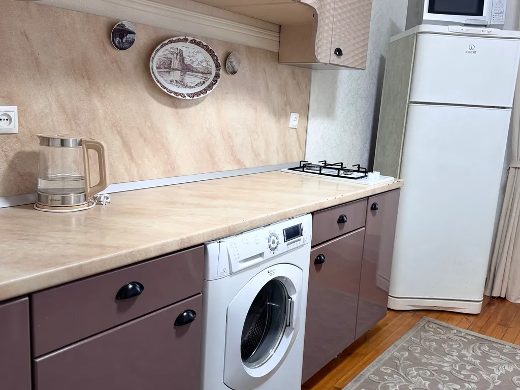 Квартира Просторная, светлая квартира в центре Махачкалы — Махачкала