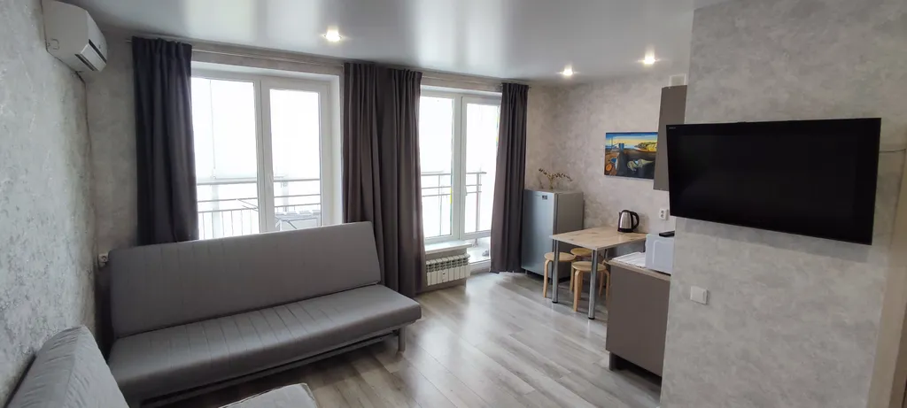 Светлая студия