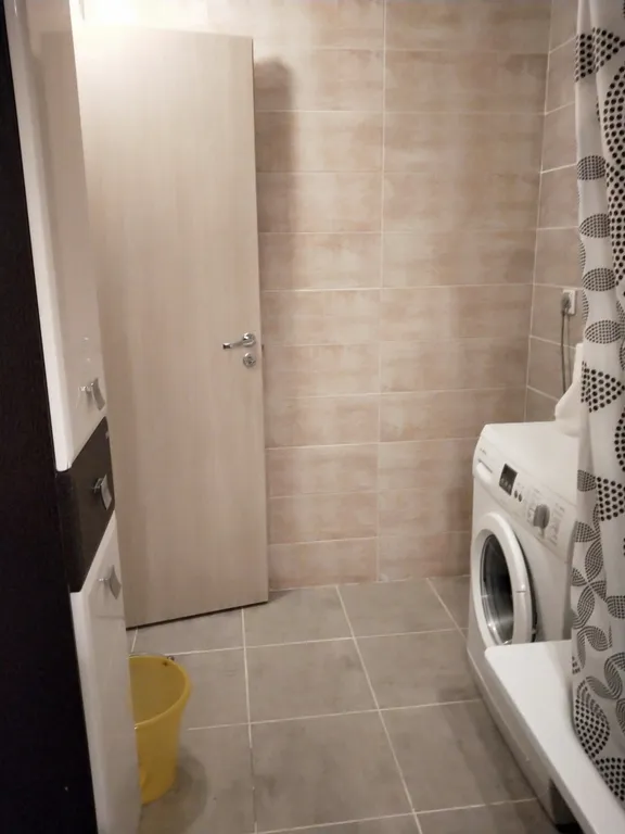 Квартира Просторная квартира с 2-изолированными комнатами и большой кухней — Санкт-Петербург