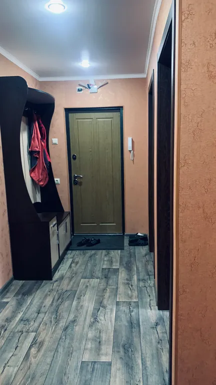 Квартира с отличной транспортной развязкой у дома