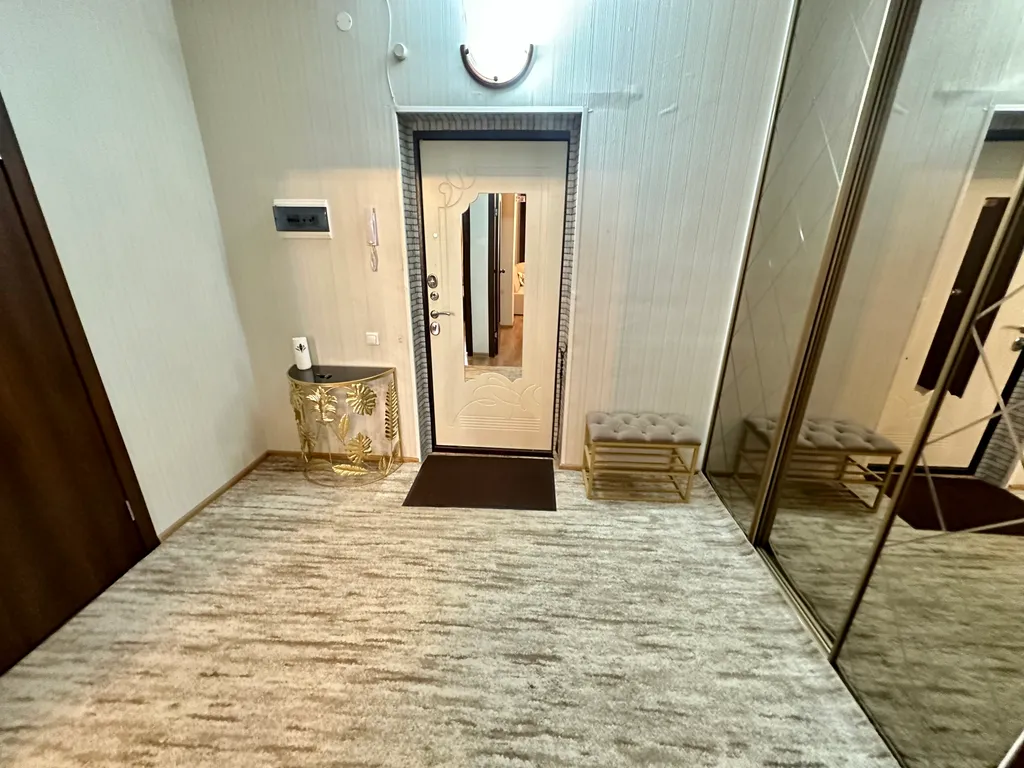 Квартира на Парковом у реки с камином и кондиционером