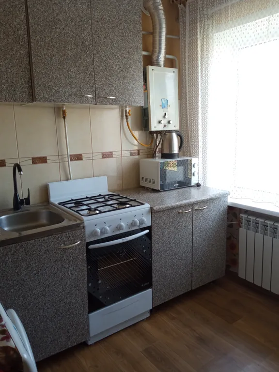 Уютная квартира — аренда посуточно в Мариуполь