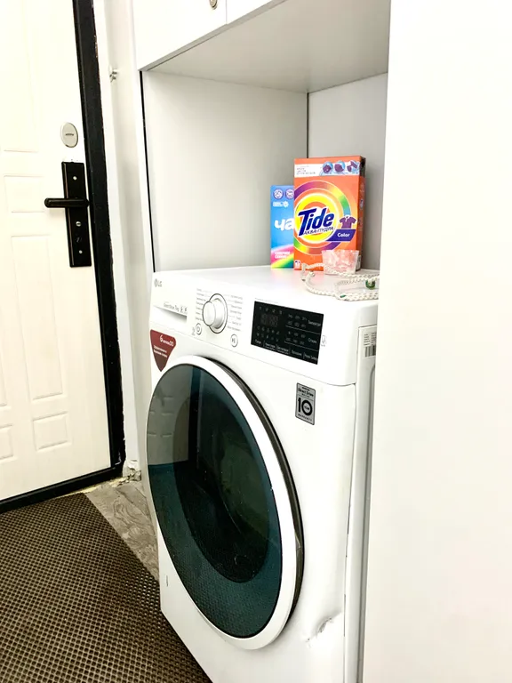 Уютная  квартира в тихом районе 5 мин до метро