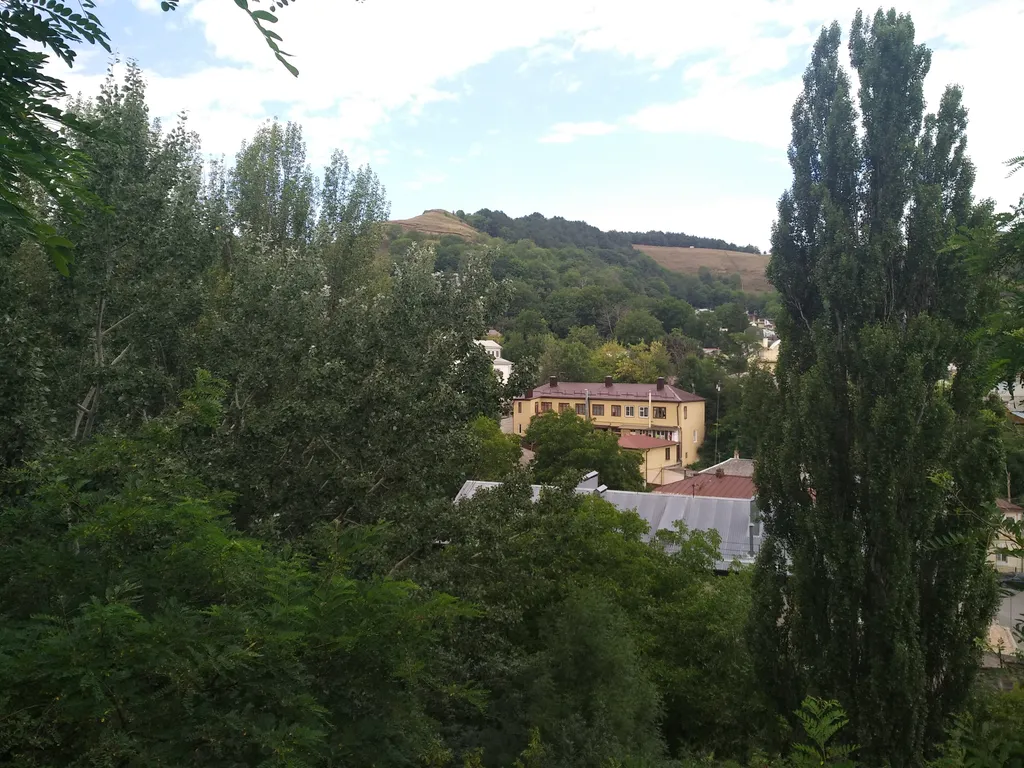 Коттедж Домик над речкой — Кисловодск