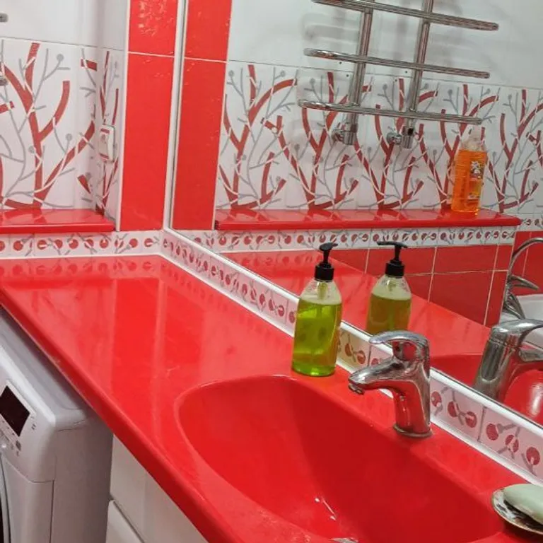 Трёхкомнатная квартира RichHouse на Новосёлов 8