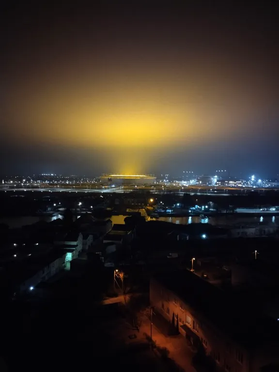 Квартира Квартира в историческом районе с панорамным видом на стадион, реку — Калининград