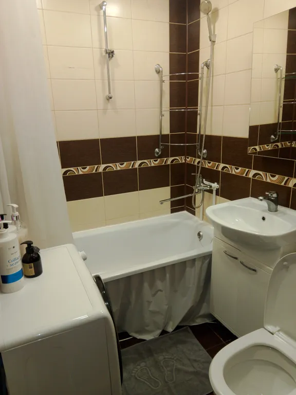 Комфорт двушка в центре города с 2 отдельными широкими спальными места