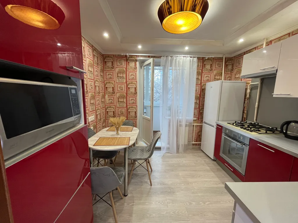 Просторная двушка на центральной улице