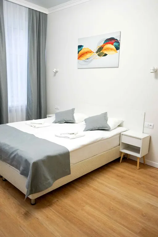 Уютная 3-комнатная квартира в сталинке в центре города