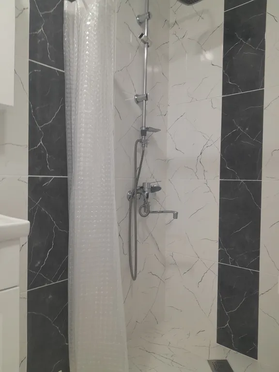 Уютная студия в центре с видом на горы