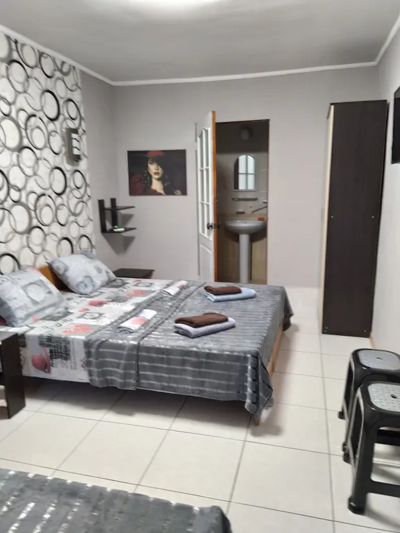 Квартира Комната — аренда посуточно в Оленевка