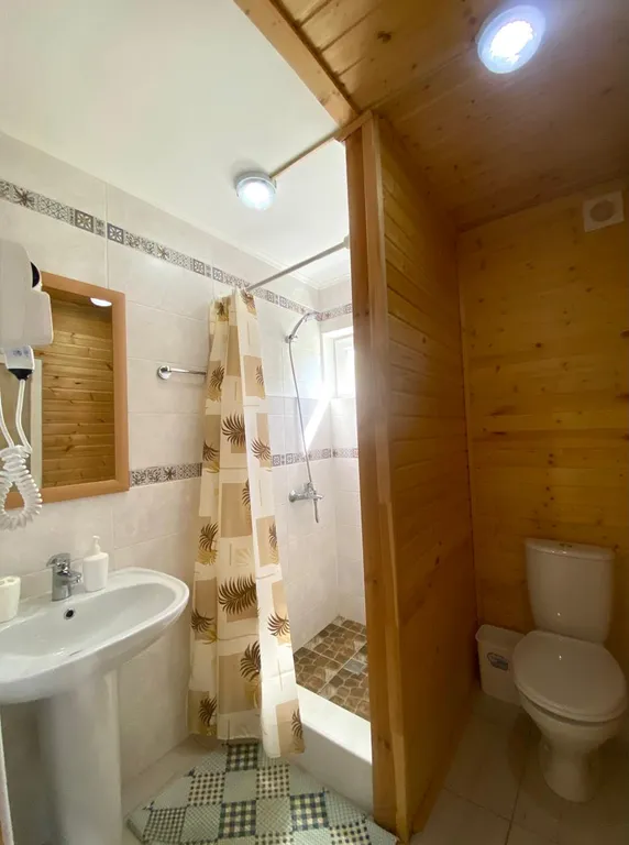 Коттедж Адмиральский домик на море — Солнечная Долина