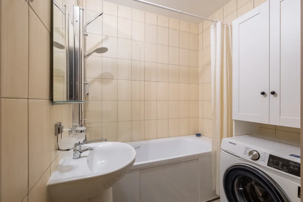 Дизайнерская квартира у метро