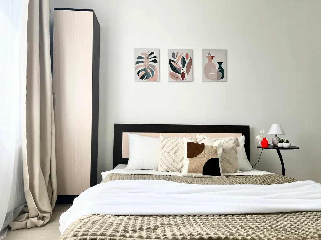 Студия в современном спальном районе