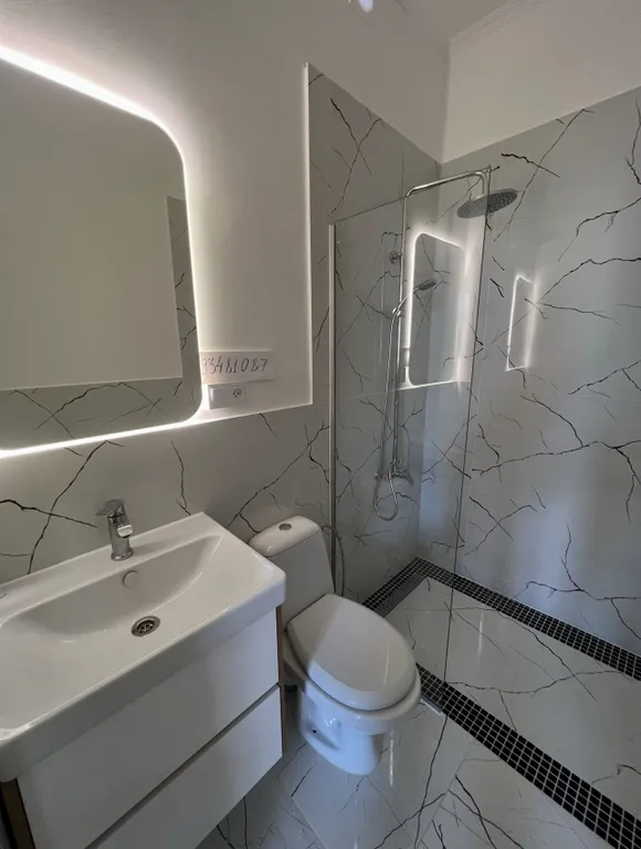 Этаж частного дома в центре