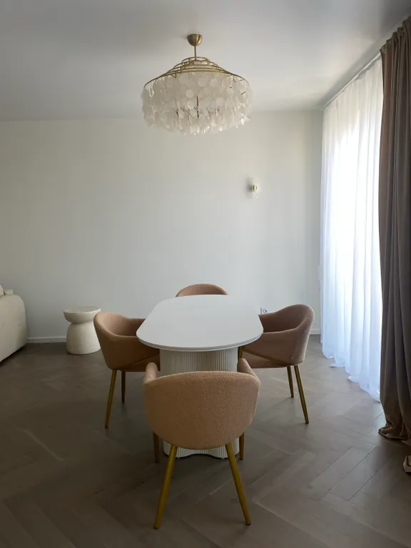 Двухкомнатная квартира в новом доме с современным ремонтом