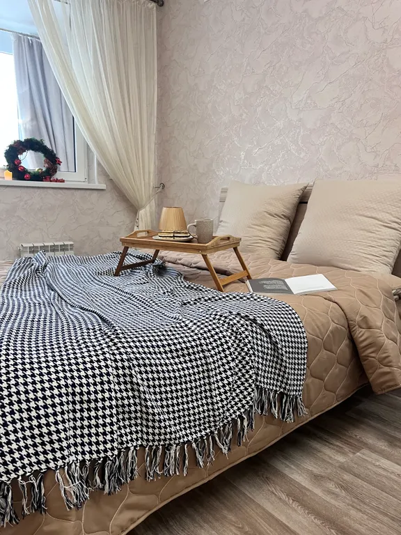 Студия располагается рядом с жд вокзалом.