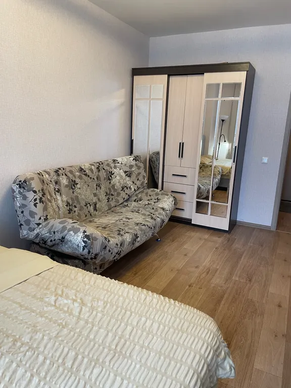 Евродвушка с балконом на 15 этаже вместимость на 6 человек