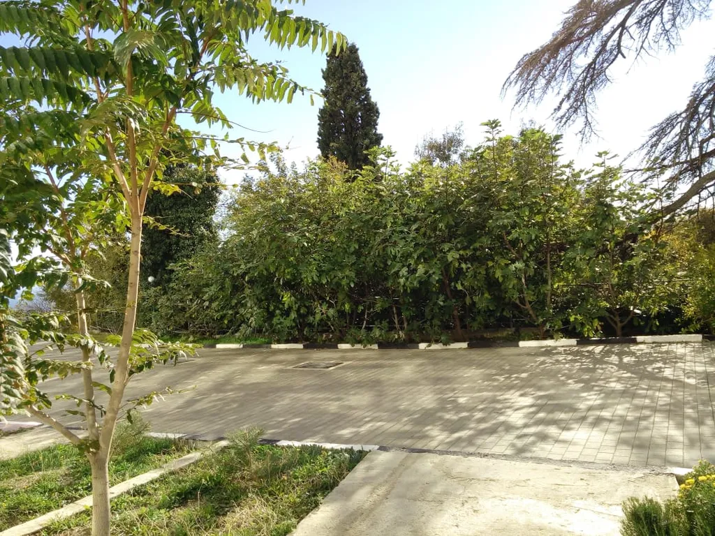 Апартаменты новые с видом на море, горы в новом доме над форосским парк