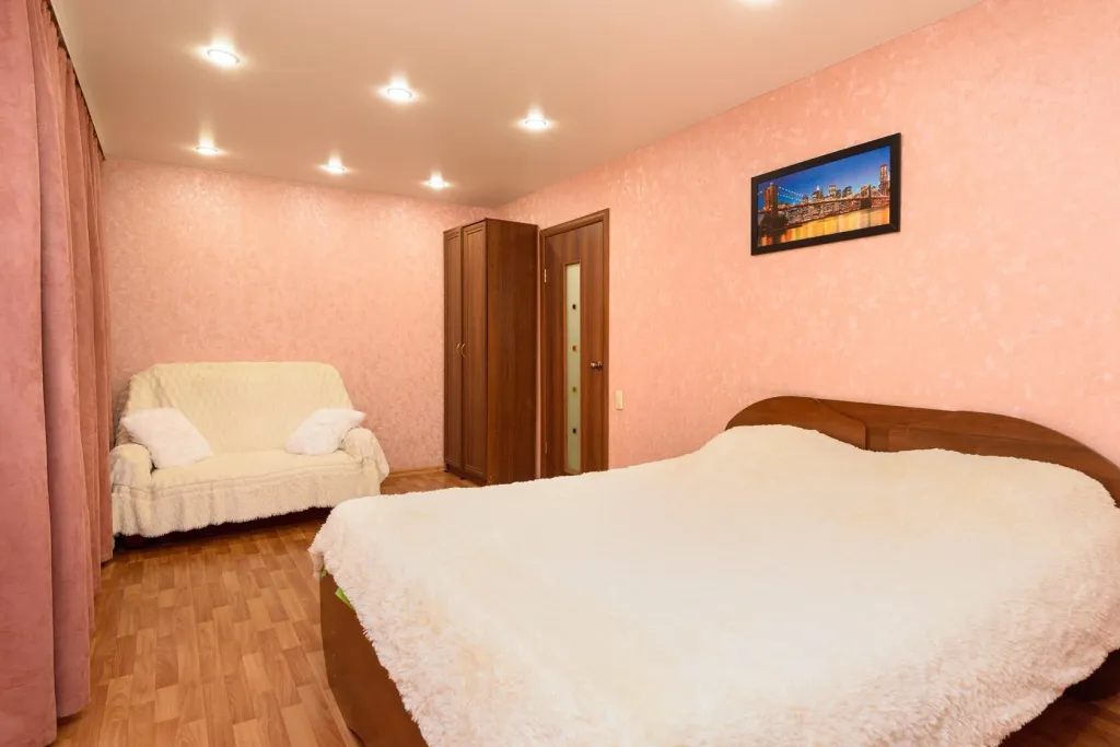 Уютная однокомнатная квартира в центре города — аренда посуточно в Пенза