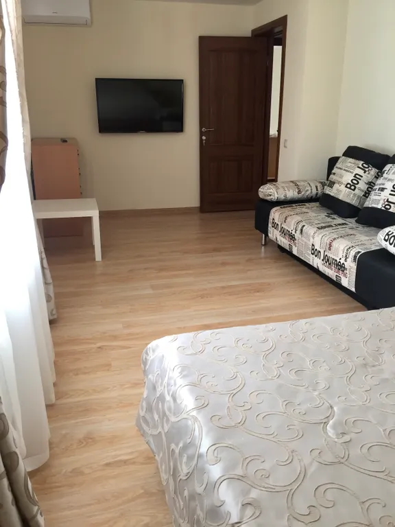 Апартаменты трехкомнатные